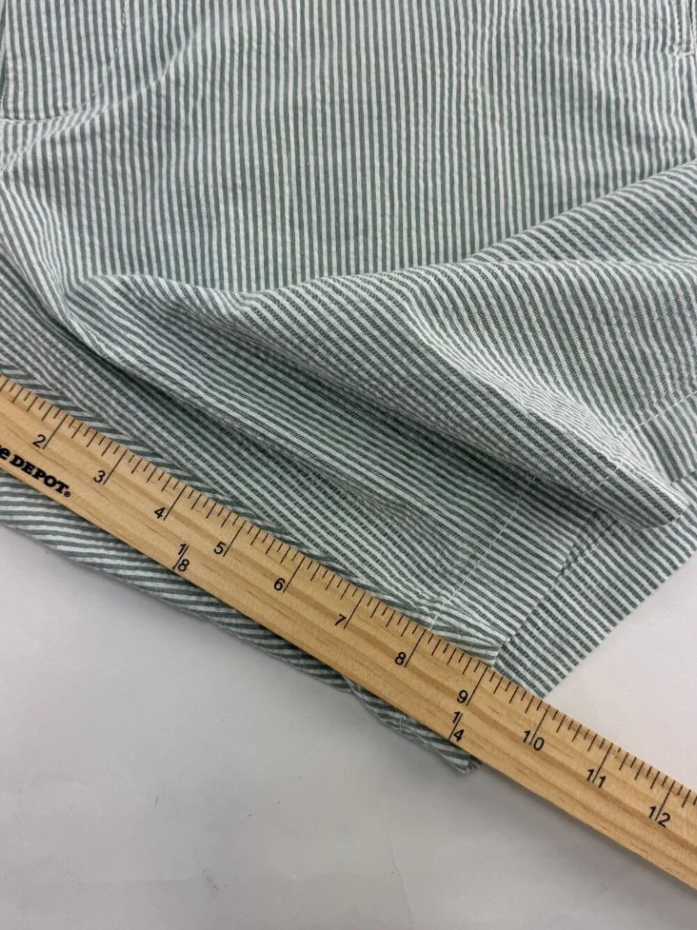 J. Crew Seersucker Shorts Green White Striped Men's Size 36 9